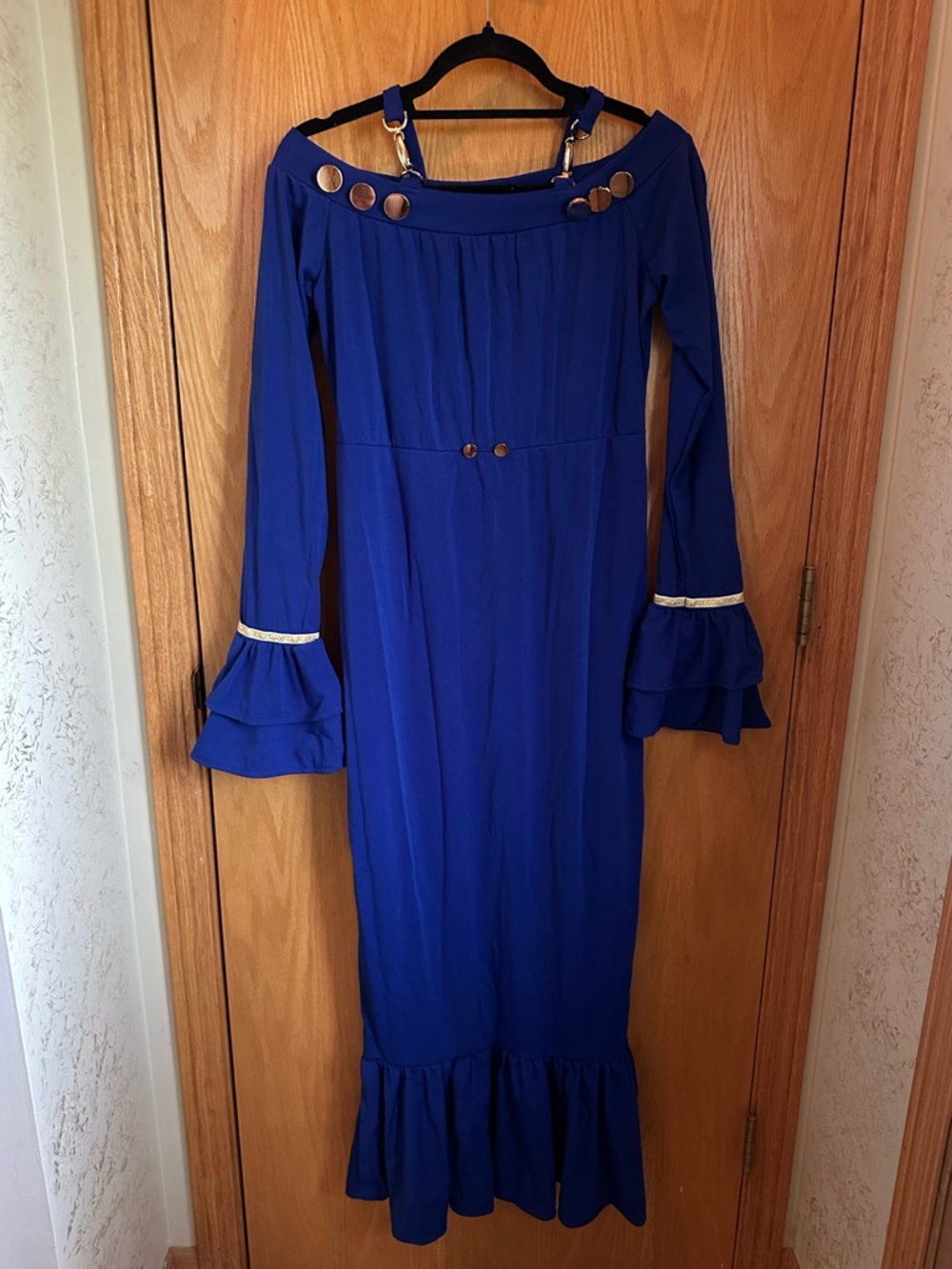 Off-Shoulder Royal Blue Dress with Ruffle Sleeves